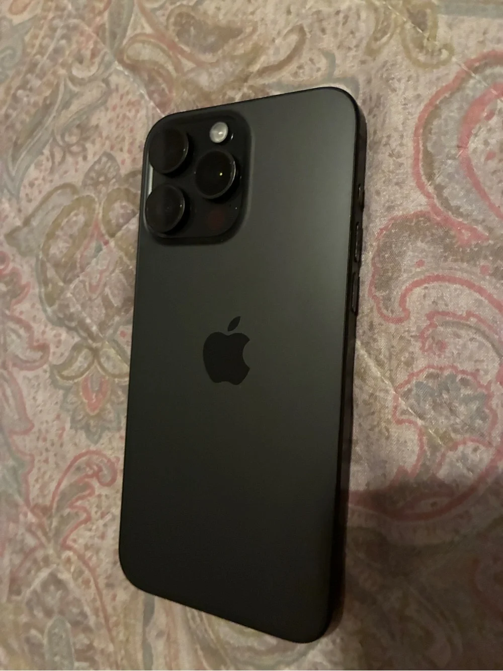 iPhone 15 Pro Max 256 GB Locked (Xfinity)